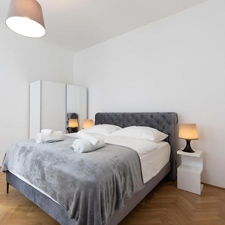 Vienna Dream Apartments Екстер'єр фото
