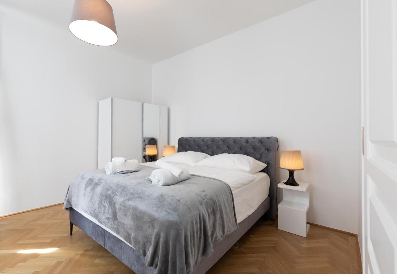Vienna Dream Apartments Екстер'єр фото