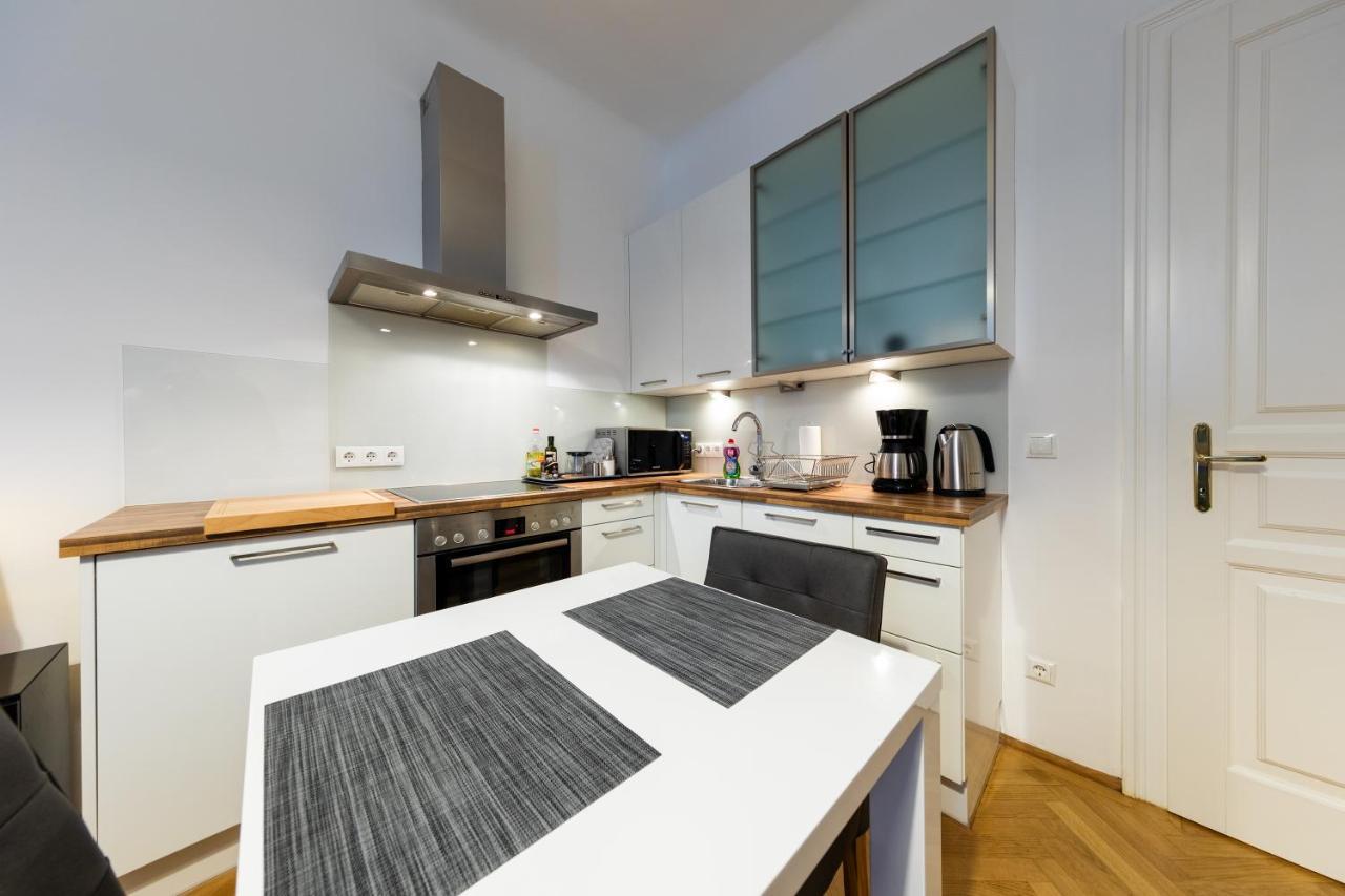 Vienna Dream Apartments Екстер'єр фото