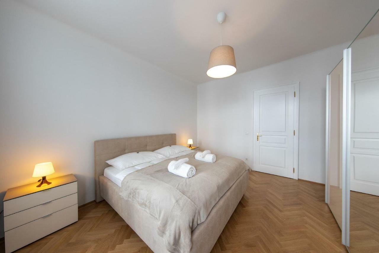 Vienna Dream Apartments Екстер'єр фото