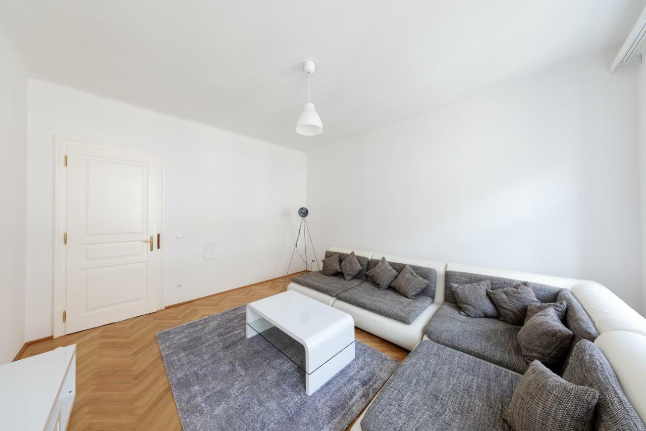 Vienna Dream Apartments Екстер'єр фото