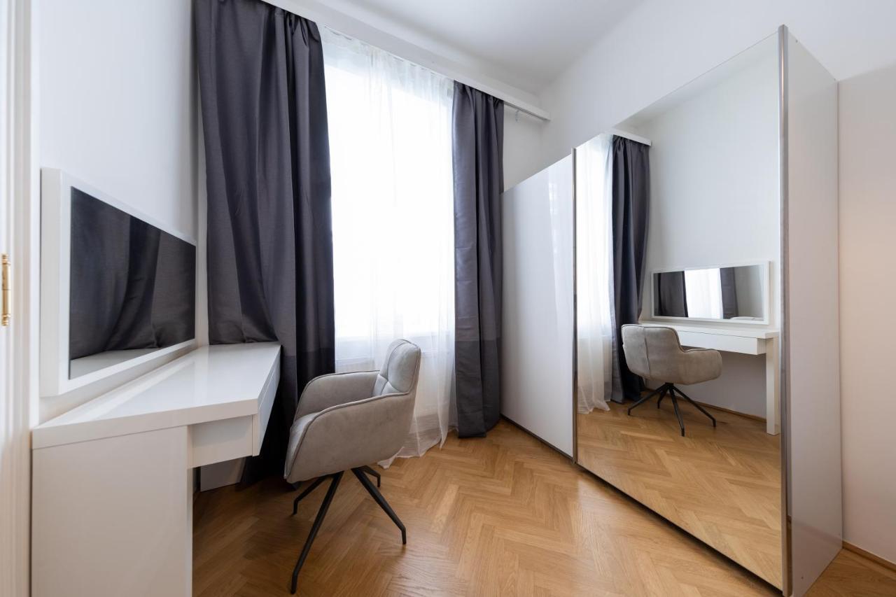 Vienna Dream Apartments Екстер'єр фото